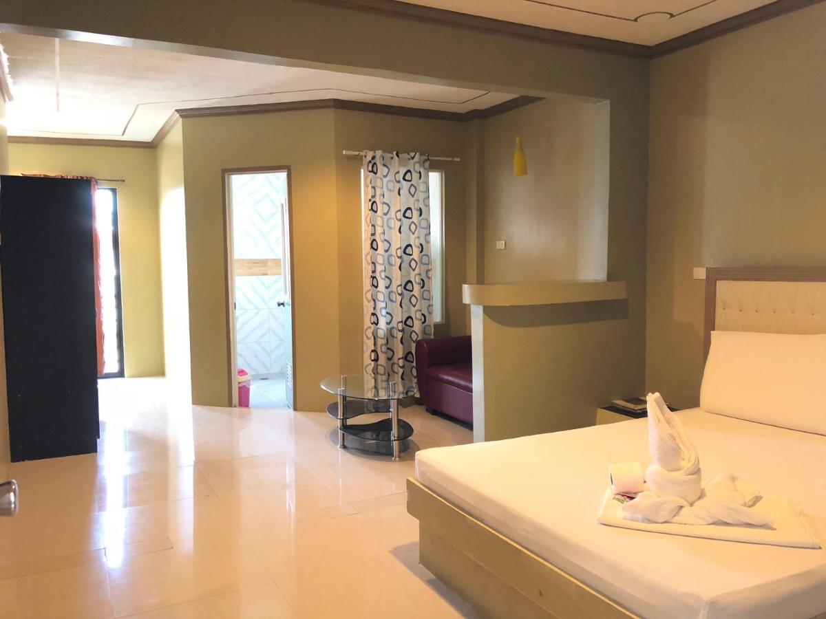 Jared Suites Upper Digos Екстериор снимка